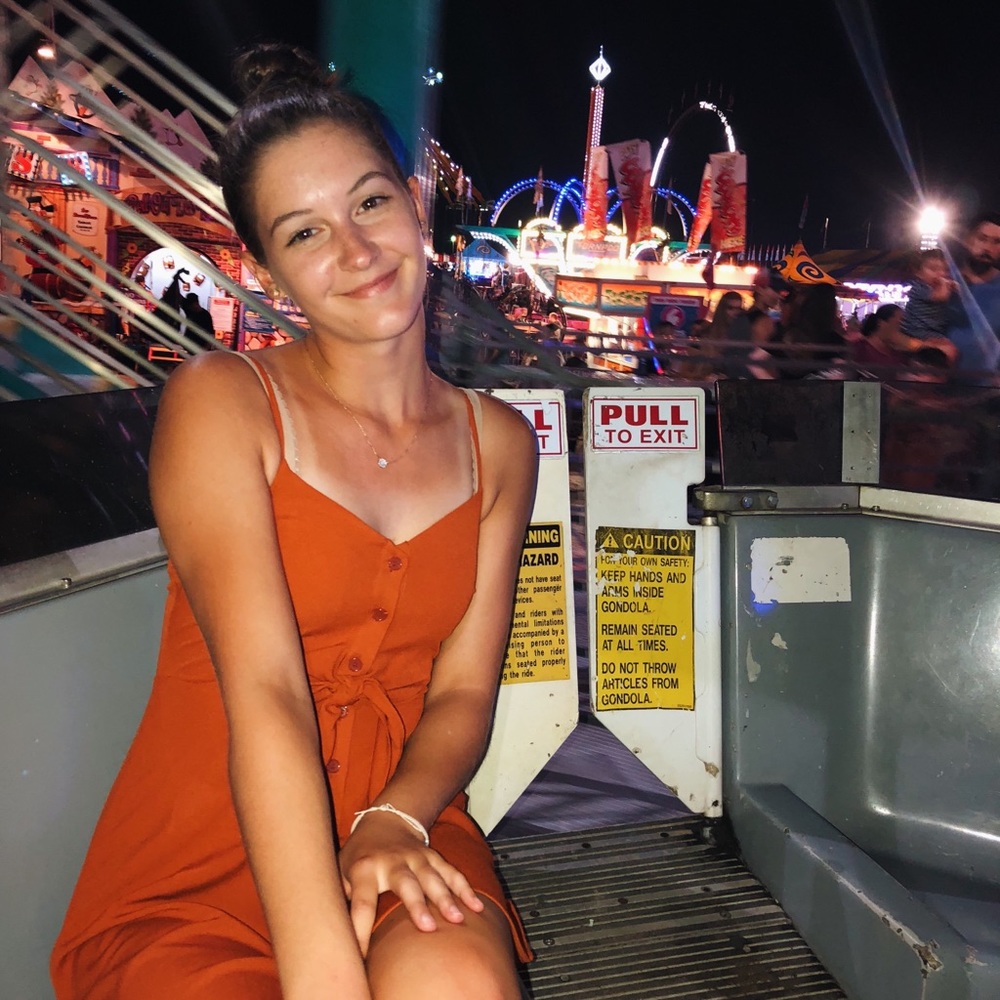 Meet your Posher, Emily